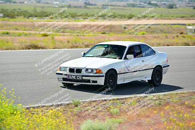media/May-04-2024-Team Topak Racing (Sat) [[1dff1aa745]]/Inter Low 2/Session 2/
